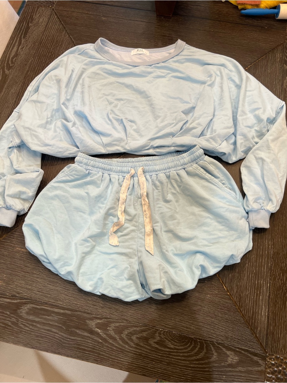 Bubble MAC Collection Blue Women's Two-Piece Loungewear Set - Crop Top/Shorts